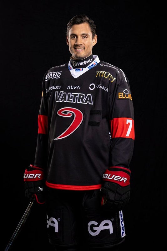 Game Worn -paita 25-26, Alexander True # 7