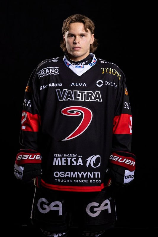 Game Worn -paita 25-26, Julius Korjus # 27
